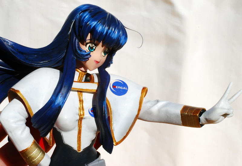 ミスマル・ユリカ制服姿（機動戦艦ナデシコ）